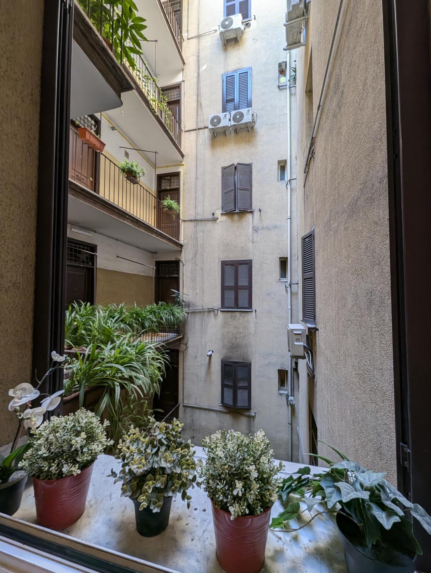Roomz Romestay — Photos 1